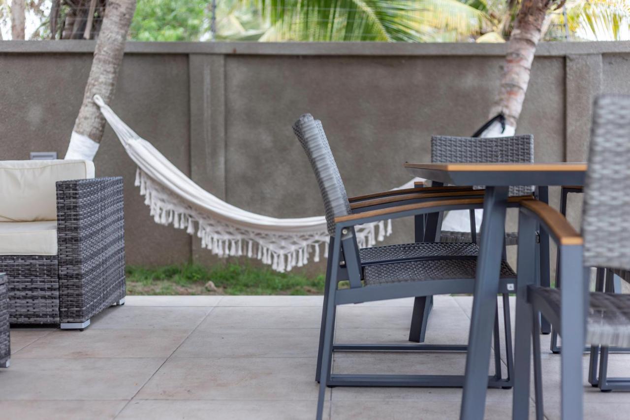 Serenity Residences & Spa - Kokrobite Beach Exterior foto